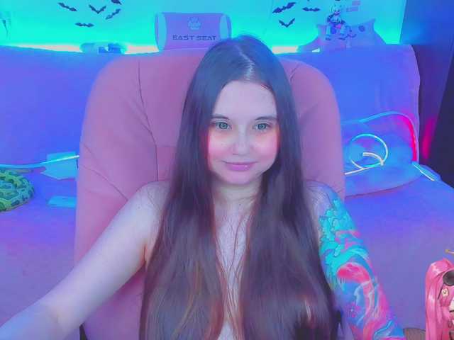 LittleKitsune live cam on BongaCams