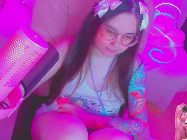 LittleKitsune live cam on BongaCams