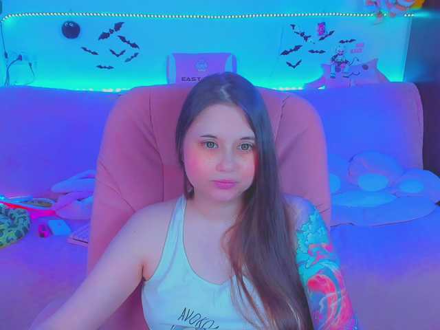 LittleKitsune live cam on BongaCams