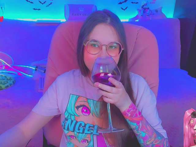LittleKitsune live cam on BongaCams