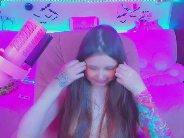 LittleKitsune live cam on BongaCams