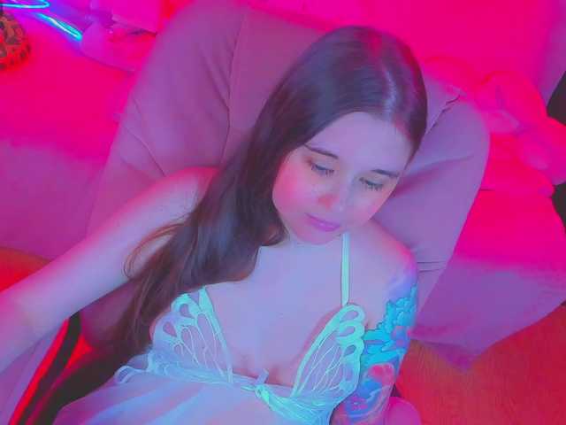 LittleKitsune live cam on BongaCams