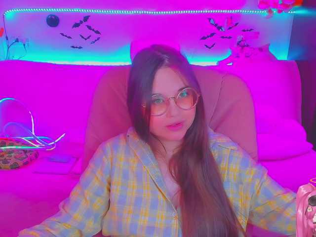 LittleKitsune live cam on BongaCams