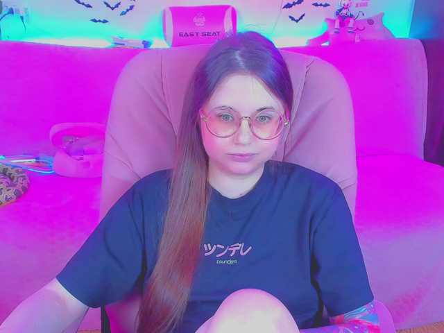 LittleKitsune live cam on BongaCams