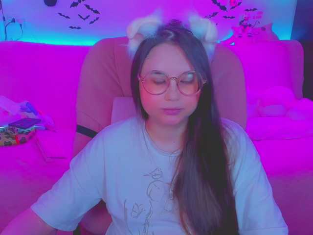 LittleKitsune live cam on BongaCams