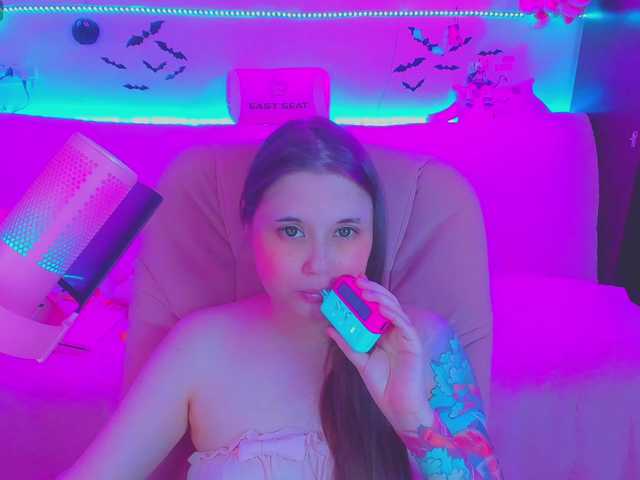 LittleKitsune live cam on BongaCams