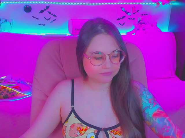 LittleKitsune live cam on BongaCams