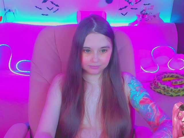 LittleKitsune live cam on BongaCams