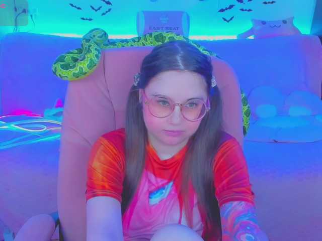 LittleKitsune live cam on BongaCams