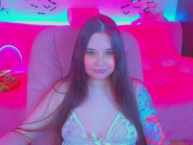 LittleKitsune live cam on BongaCams