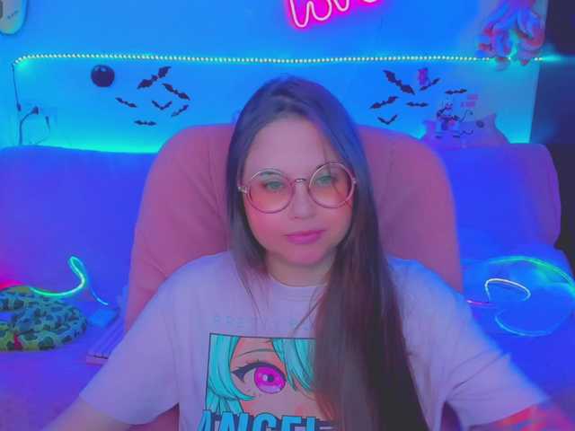 LittleKitsune live cam on BongaCams