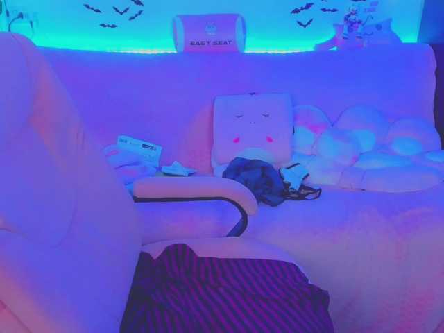 LittleKitsune live cam on BongaCams