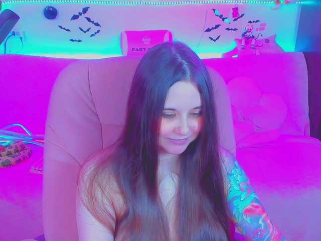 LittleKitsune live cam on BongaCams