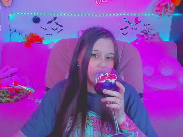 LittleKitsune live cam on BongaCams