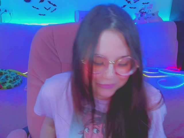 LittleKitsune live cam on BongaCams