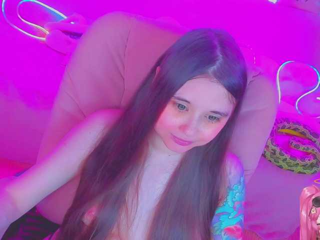 LittleKitsune live cam on BongaCams
