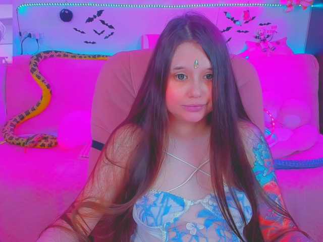 LittleKitsune live cam on BongaCams