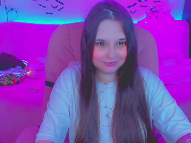 LittleKitsune live cam on BongaCams
