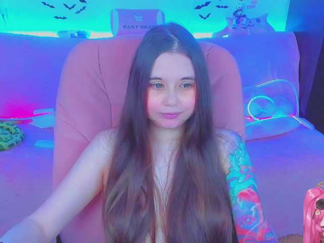 LittleKitsune live cam on BongaCams