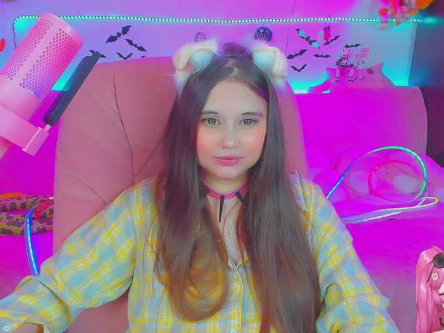 LittleKitsune live cam on BongaCams