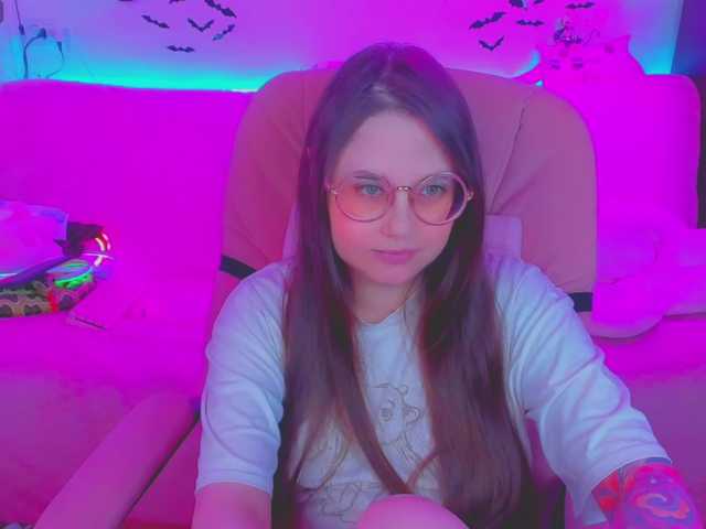 LittleKitsune live cam on BongaCams