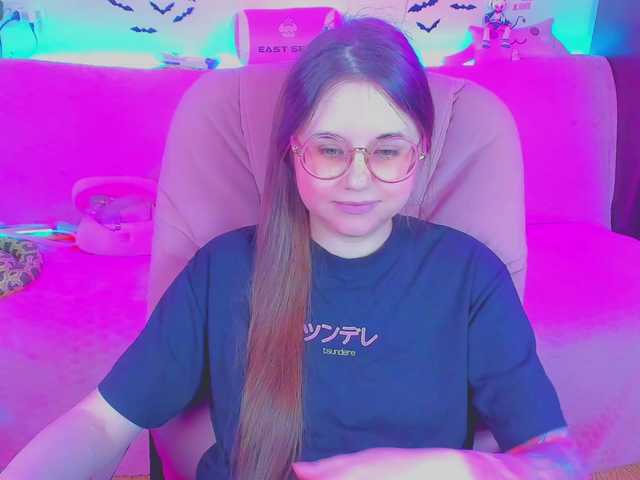 LittleKitsune live cam on BongaCams
