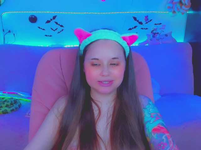 LittleKitsune live cam on BongaCams