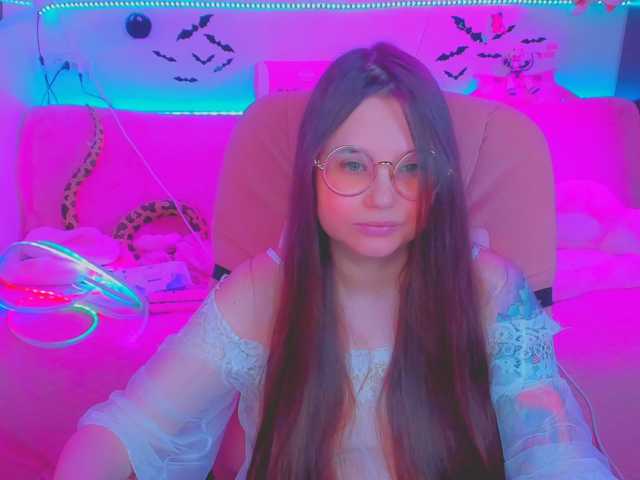 LittleKitsune live cam on BongaCams