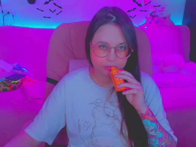 LittleKitsune live cam on BongaCams