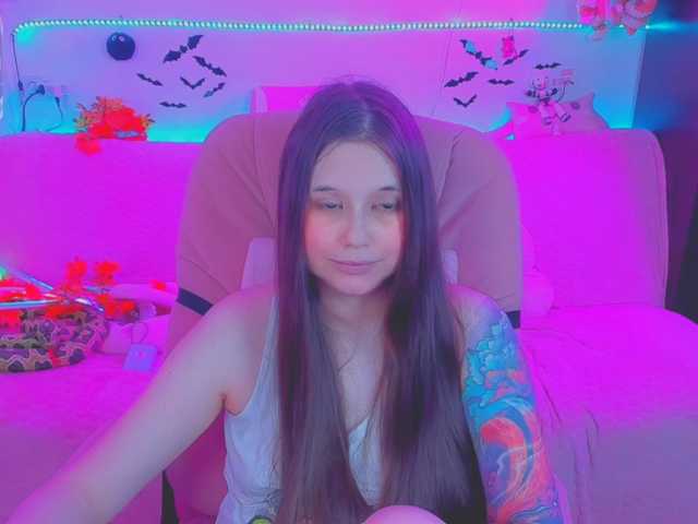 LittleKitsune live cam on BongaCams
