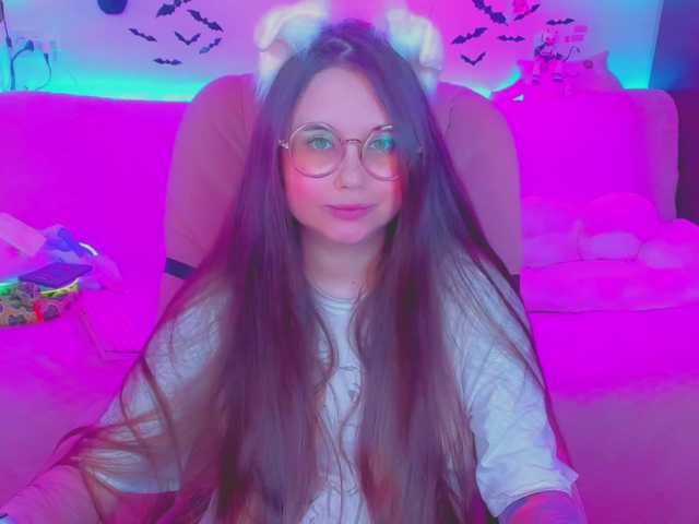 LittleKitsune live cam on BongaCams