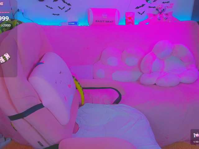 LittleKitsune live cam on BongaCams