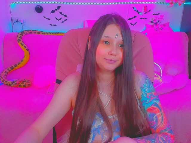 LittleKitsune live cam on BongaCams