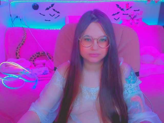 LittleKitsune live cam on BongaCams