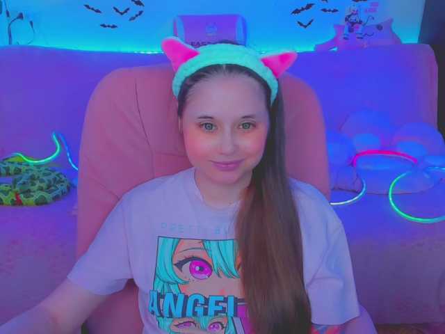 LittleKitsune live cam on BongaCams