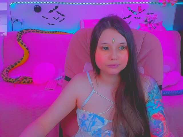 LittleKitsune live cam on BongaCams