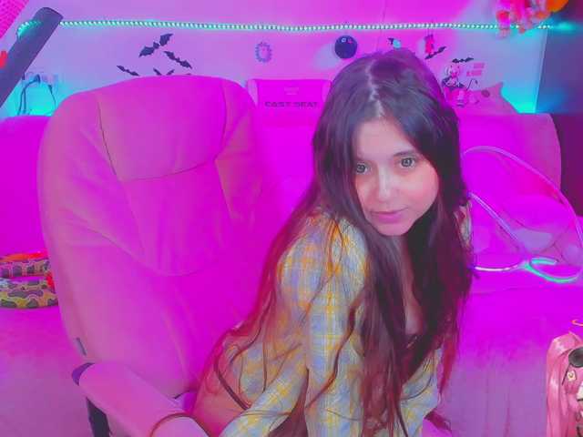LittleKitsune live cam on BongaCams