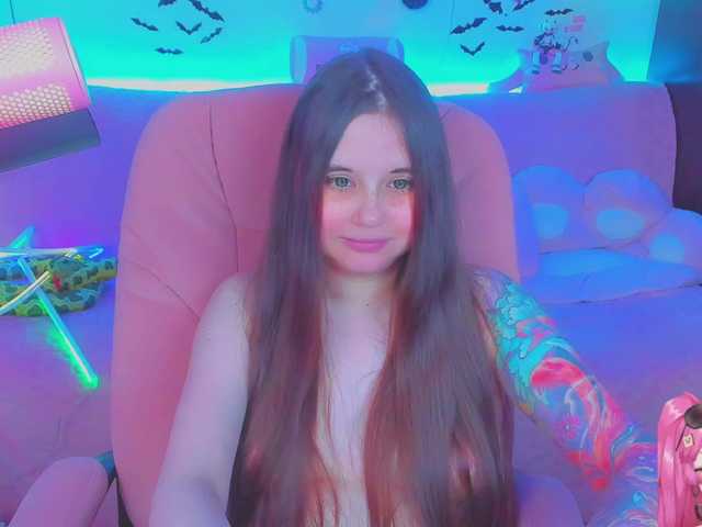 LittleKitsune live cam on BongaCams