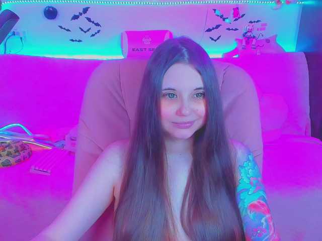LittleKitsune live cam on BongaCams