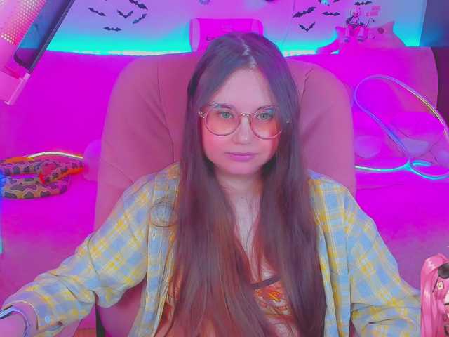 LittleKitsune live cam on BongaCams