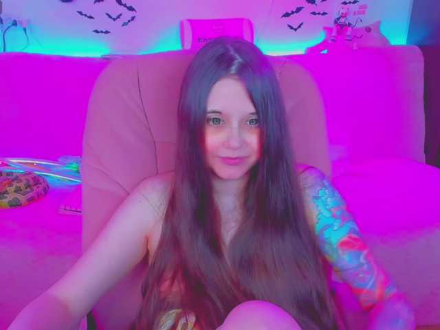 LittleKitsune live cam on BongaCams