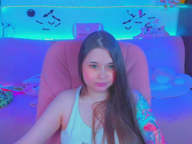 LittleKitsune live cam on BongaCams