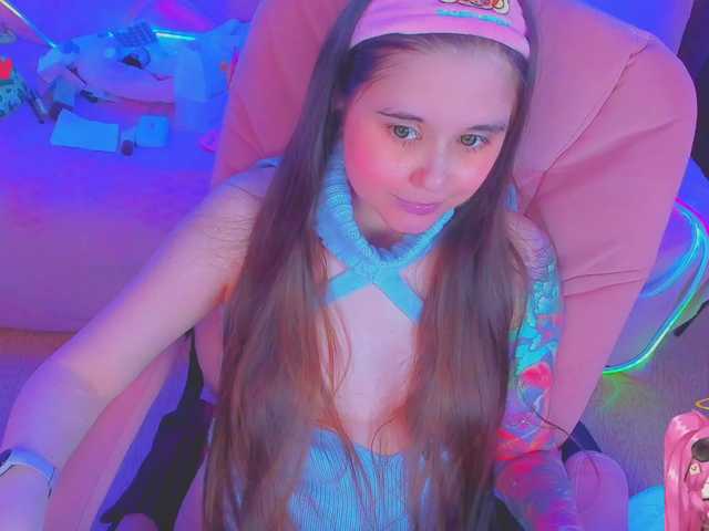 LittleKitsune live cam on BongaCams