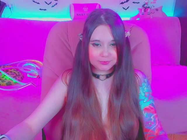 LittleKitsune live cam on BongaCams
