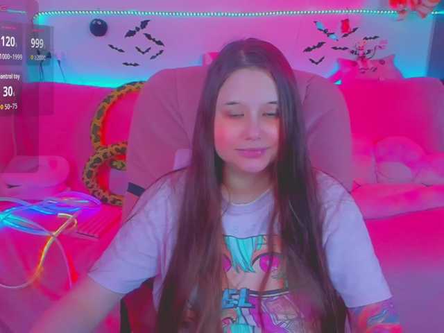 LittleKitsune live cam on BongaCams