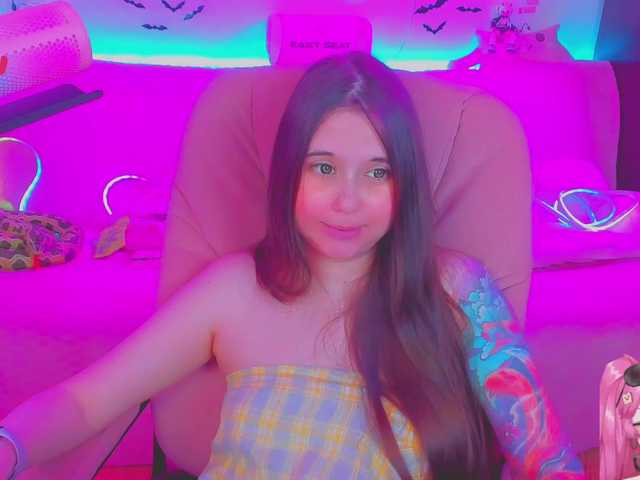 LittleKitsune live cam on BongaCams