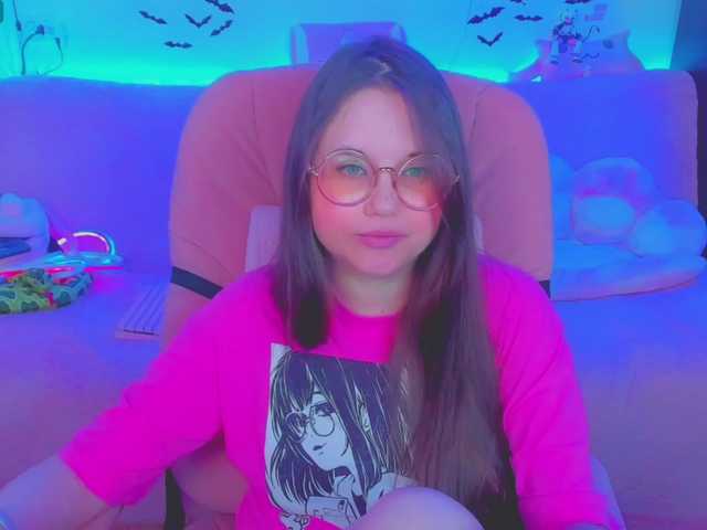 LittleKitsune live cam on BongaCams