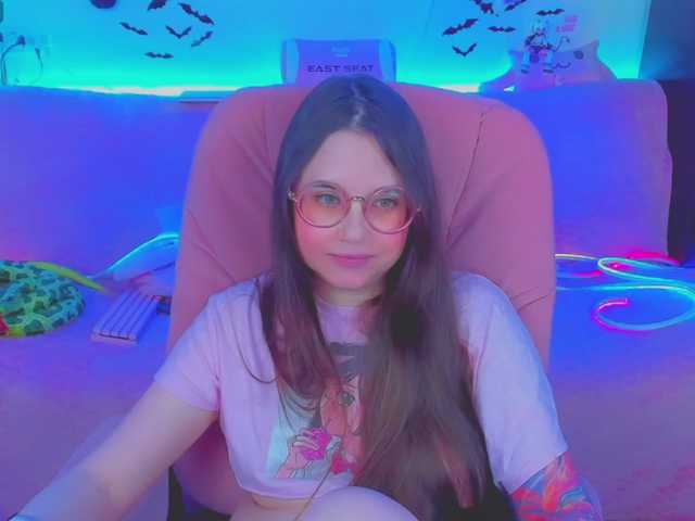 LittleKitsune live cam on BongaCams