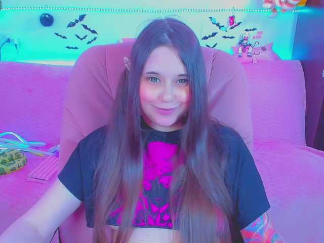 LittleKitsune live cam on BongaCams