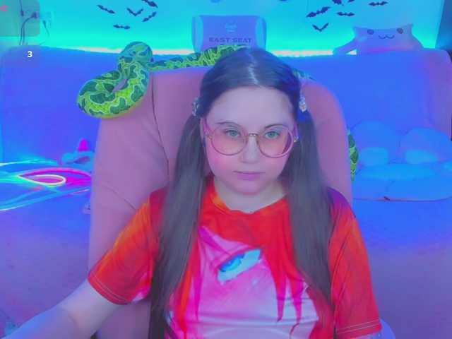LittleKitsune live cam on BongaCams